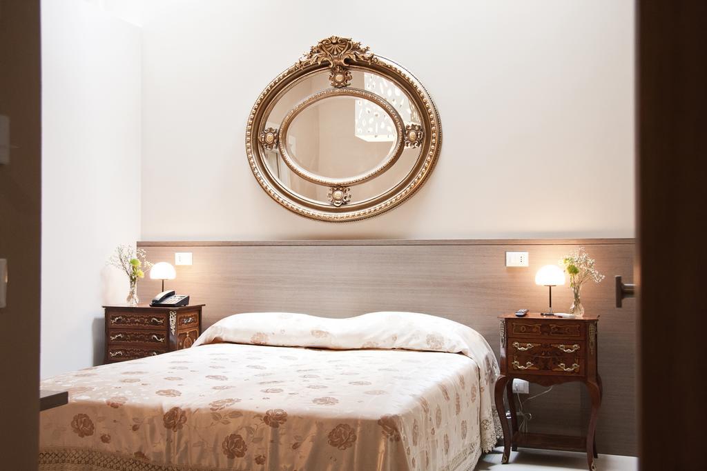 La Castellana Loft Hotel Bergamo Room photo